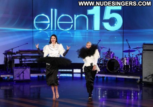 Kendall Jenner The Ellen Degeneres Show Celebrity Posing Hot Babe