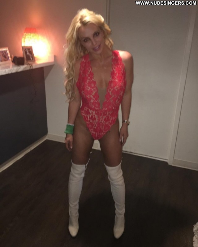 Britney Spears How I Met Your Mother  Concert Sexy Sex Singer