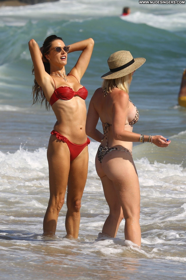 Essandra Ambrosio No Source  Posing Hot Babe Beautiful Celebrity Sexy