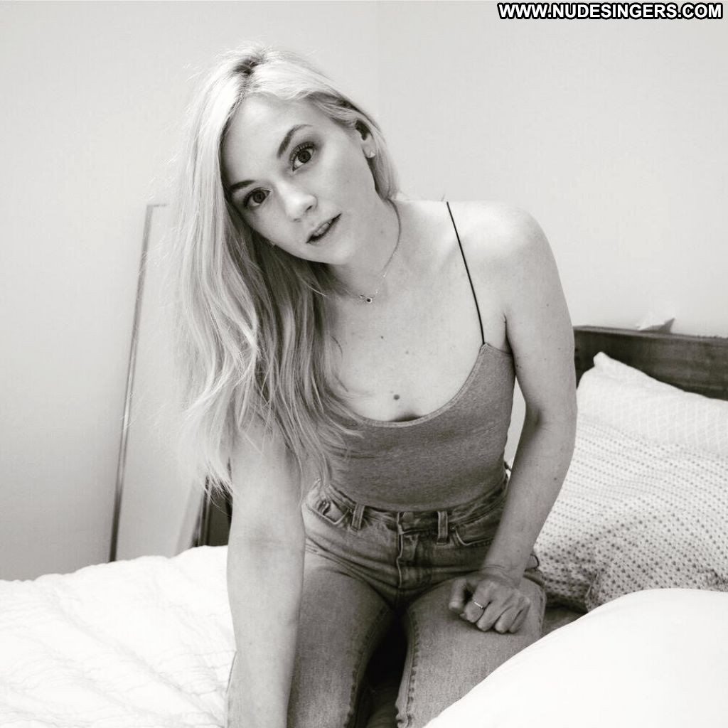 Pictures emily kinney sexy Emily Kinney