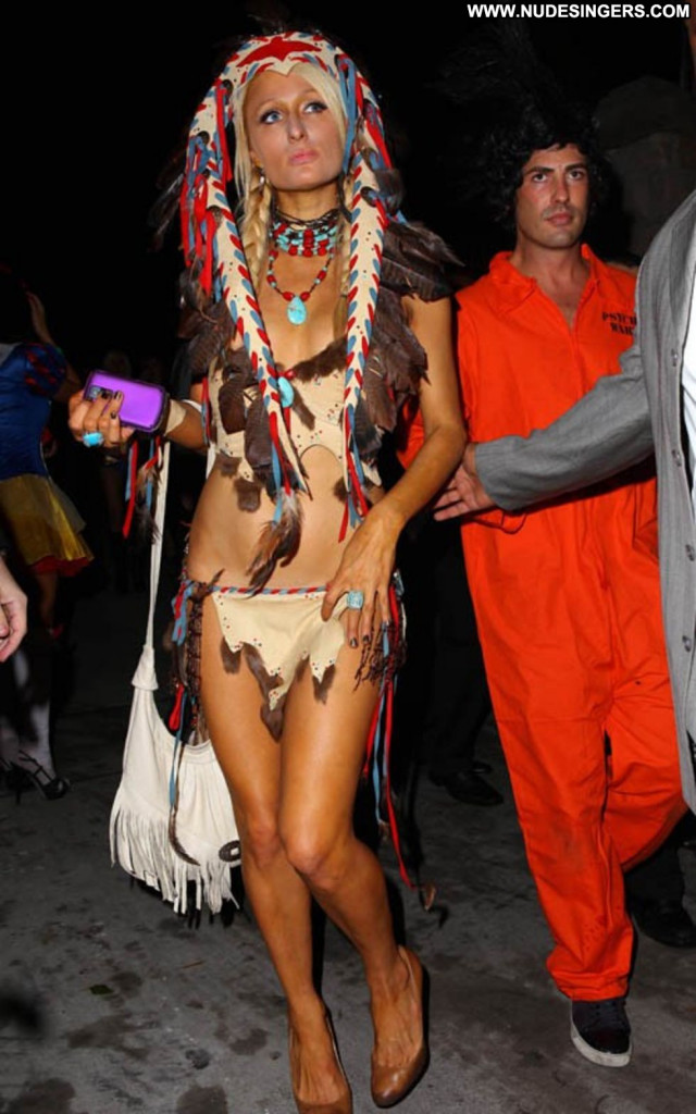 Paris Hilton Halloween Party Halloween Posing Hot Celebrity Beautiful