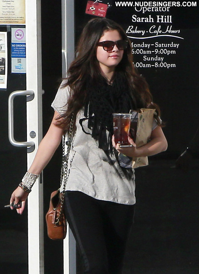 Selena Gomez No Source  Paparazzi Posing Hot Candids Celebrity Babe
