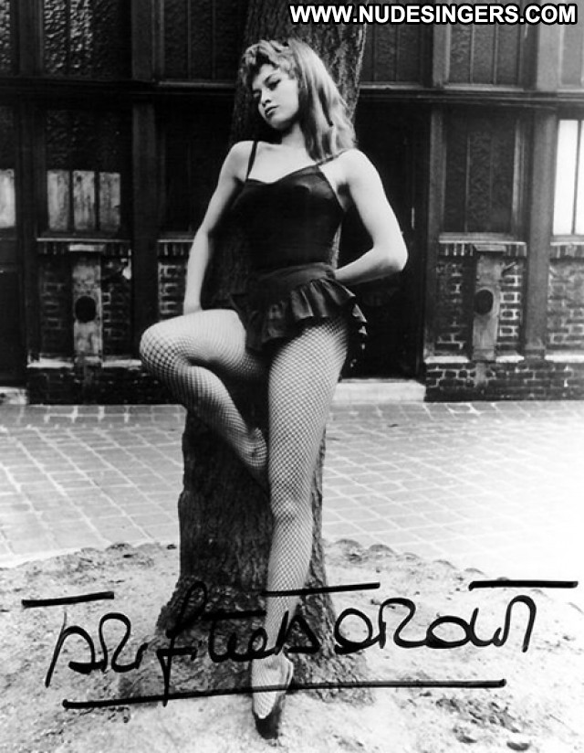 Brigitte Bardot No Source Beautiful Babe Celebrity Posing Hot Asian
