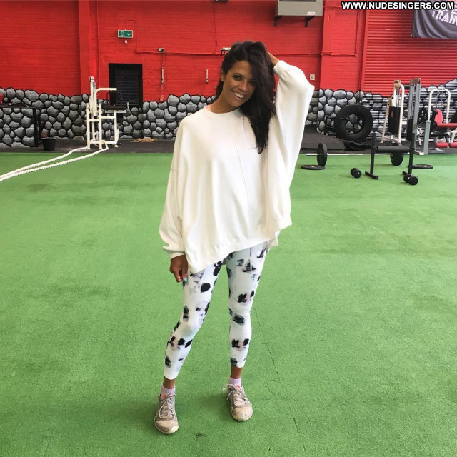Jenny Powell No Source Sexy Beautiful Celebrity Posing Hot Babe
