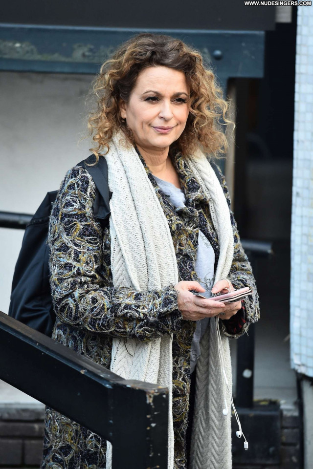 Nadia Sawalha No Source Celebrity Posing Hot Babe Beautiful Paparazzi