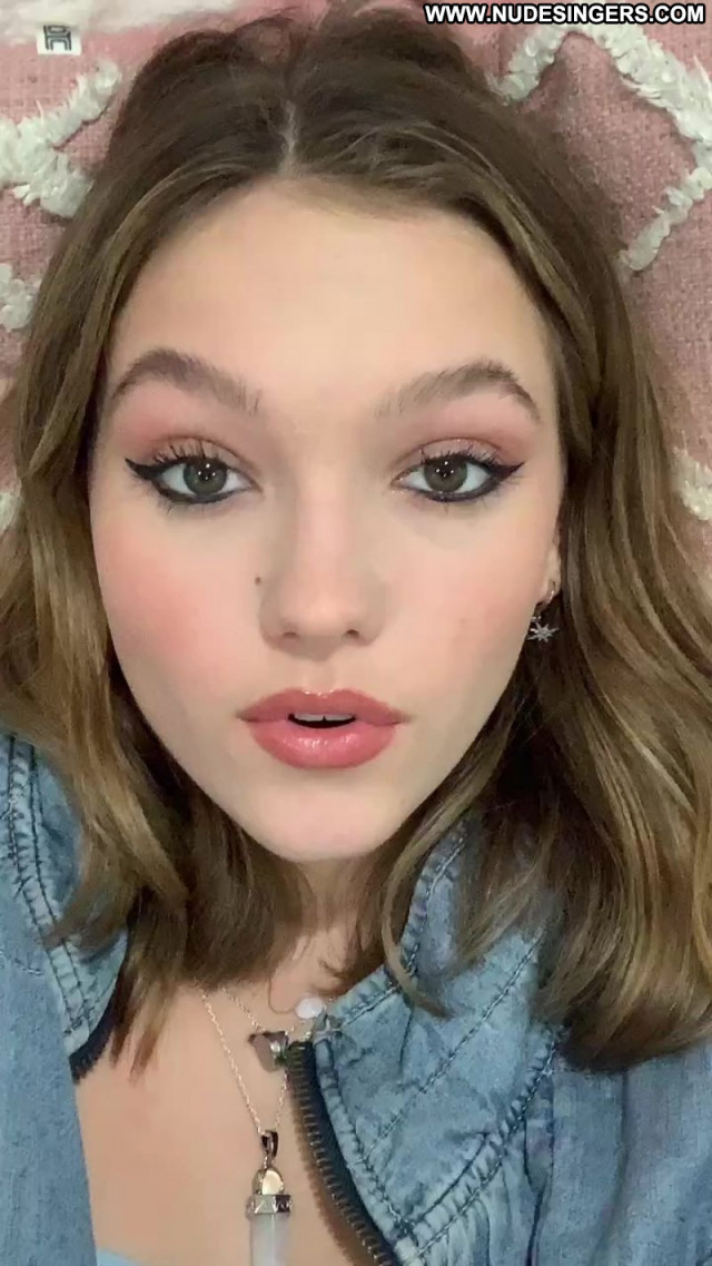 Jayden Bartels No Source Sexy Posing Hot Celebrity Beautiful Babe