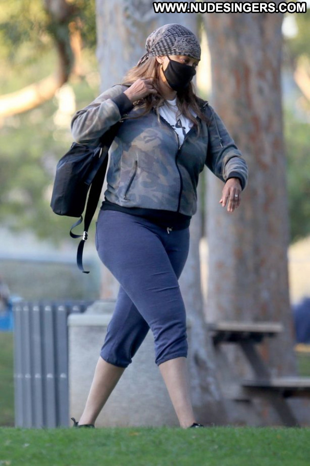 Emma Marrone No Source Posing Hot Beautiful Babe Paparazzi Celebrity