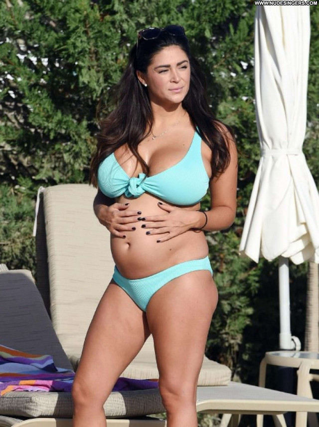 Casey Batchelor The Pool  Paparazzi Babe Beautiful Posing Hot