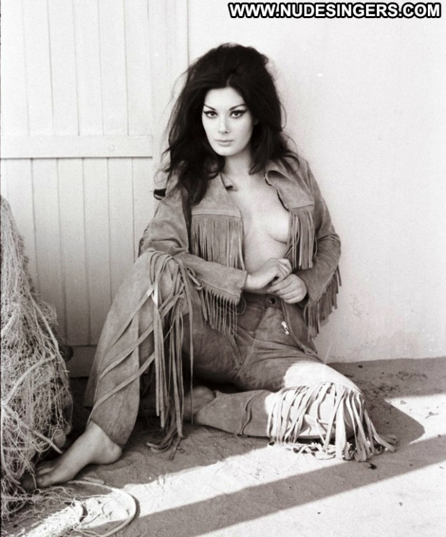 Edwige Fenech Valentino Beautiful Celebrity Posing Hot Babe Cute