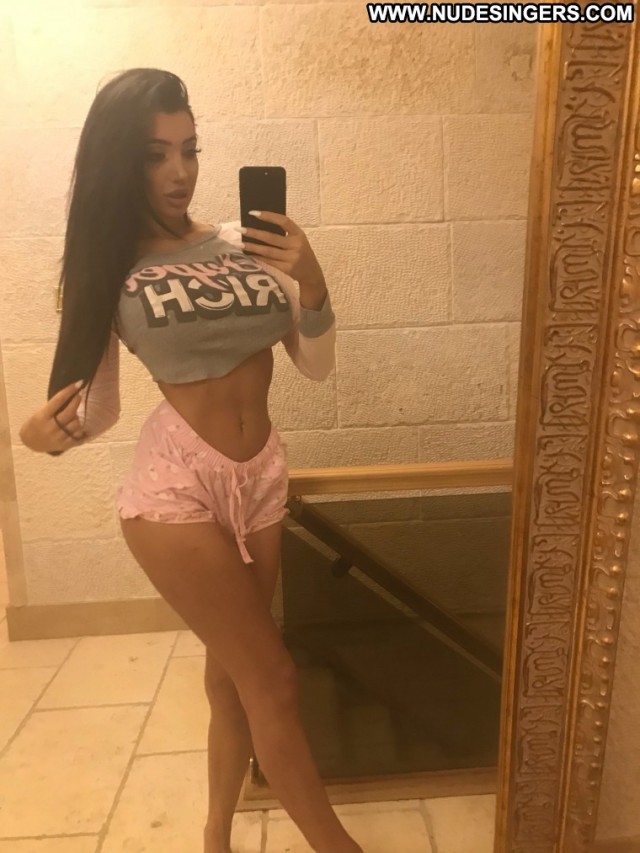 Chloe Khan Fappening Celebrity Babe Beautiful Posing Hot